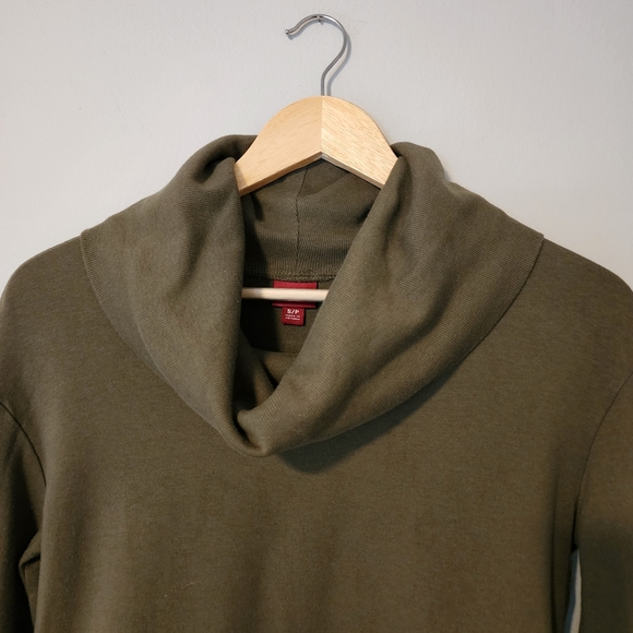 ✨2 for $5✨ Merona Cowlneck Olive Highlow Sweater Size Small - Picture 2 of 7
